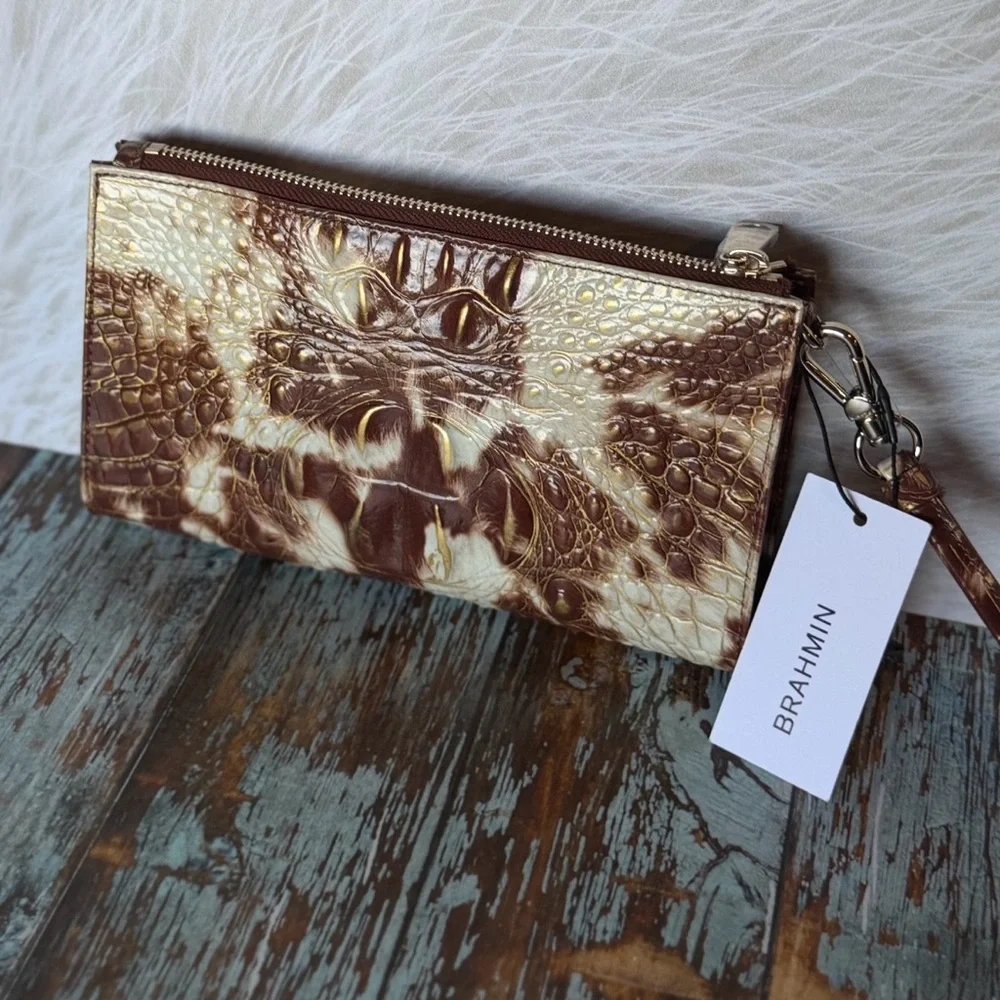 Brahmin Daisy Wristlet Melbourne Summer Rodeo NWT Price firm! - Picture 5 of 10